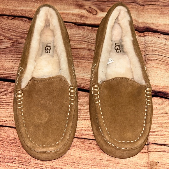 UGG Shoes - Ugg slippers